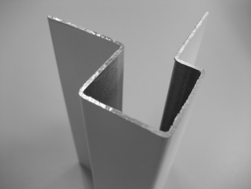 Внешний асимметричный угловой профиль (алюминий)